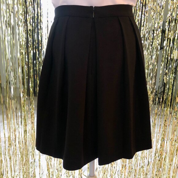 Black Pleated High-Waisted Skirt Size Medium Forever 21 Holidays Fall Winter - Picture 3 of 9
